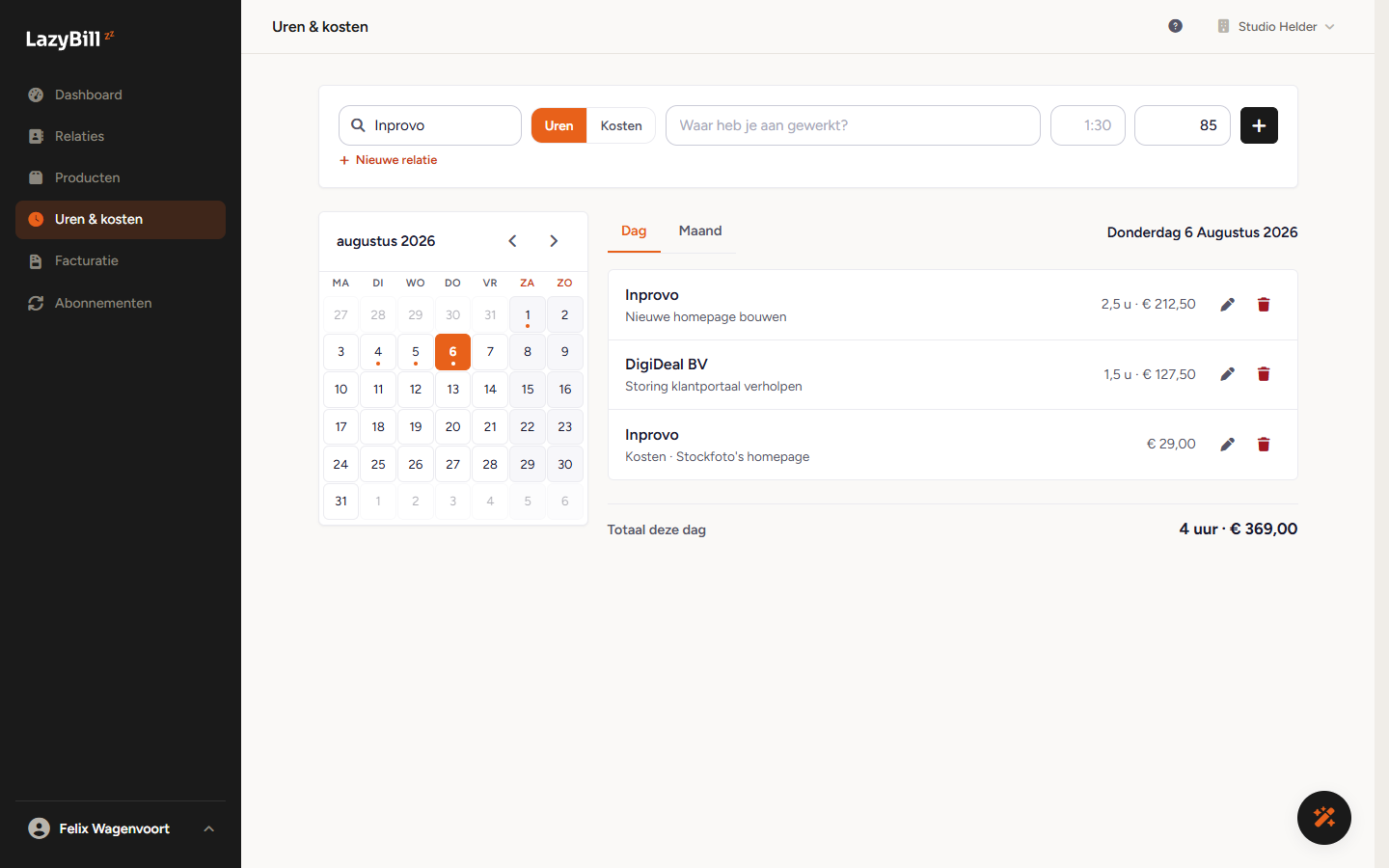 Uren en kosten in LazyBill: maandkalender, snelle invoerbalk en de geboekte uren van een dag